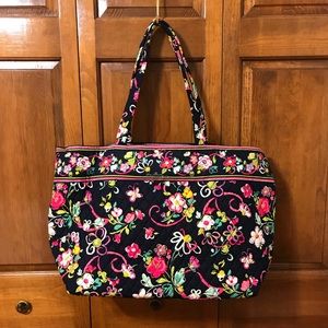 WEEKEND SALE! Vera Bradley Grand Tote